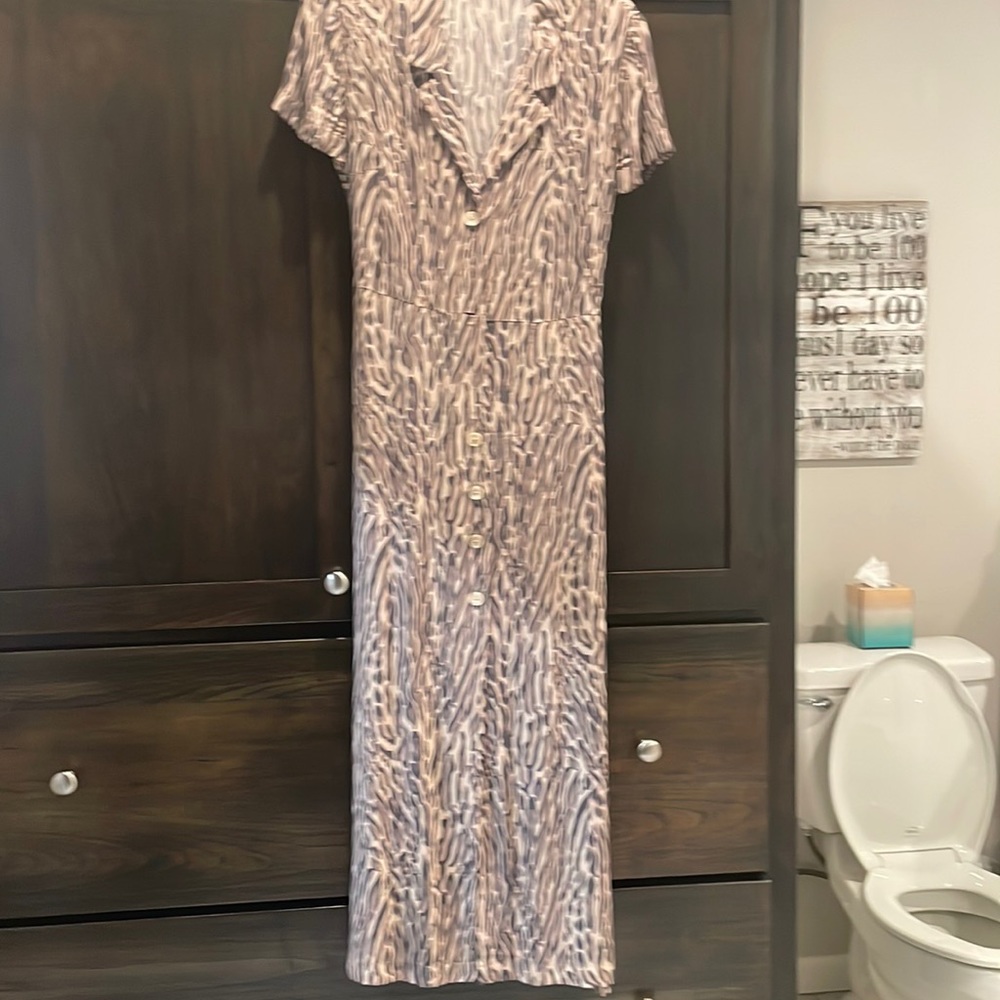 Maxi dress, 49” from shoulder to hem line, ream & gray